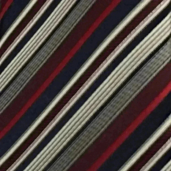 FREE ✅Men’s Geoffrey Beene  necktie - Picture 2 of 11